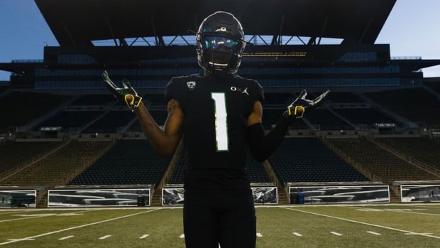 Dakorien Moore Jordan Uniform